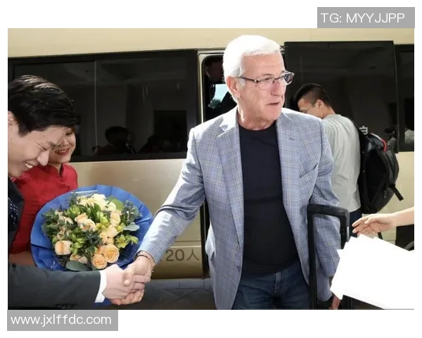 广州足球队在世界杯预选赛中的团队协作表现分析与点评