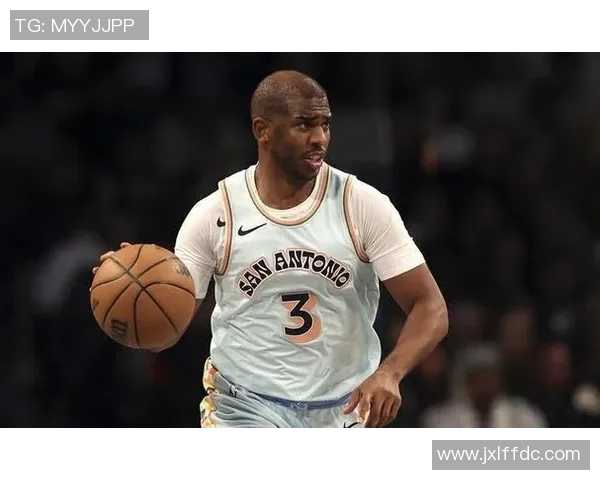 德国足球明星保罗的传奇之路与辉煌成就揭秘 德国足球明星保罗的传奇之路与辉煌成就揭秘