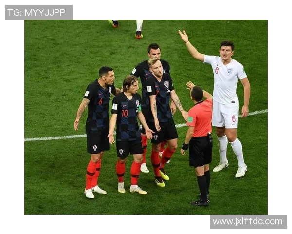 足球明星猝死事件背后的真相揭示与影响分析 足球明星猝死事件背后的真相揭示与影响分析