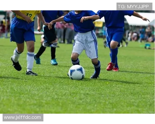 陈敏专访:从绿茵场到人生舞台的足球历程回顾与感悟 陈敏专访:从绿茵场到人生舞台的足球历程回顾与感悟
