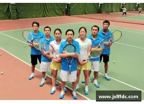 青岛网球教练：大师指导，助你挥拍风采